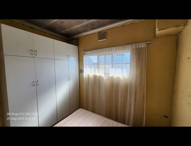 3 BEDROOM HOUSE FOR SALE IN NAPIERVILLE